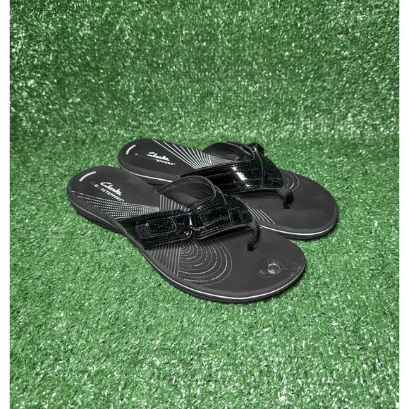Clarks Cloud Steppers Sandals Womens Size 9 Black Leather Breeze Reyna Flip Flop - Picture 2 of 8